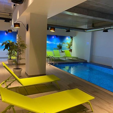 Krtsanisi Apartment With Pool 第比利斯 外观 照片