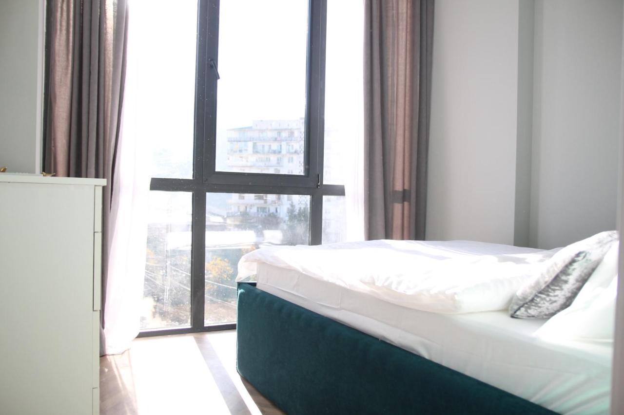 Krtsanisi Apartment With Pool 第比利斯 外观 照片