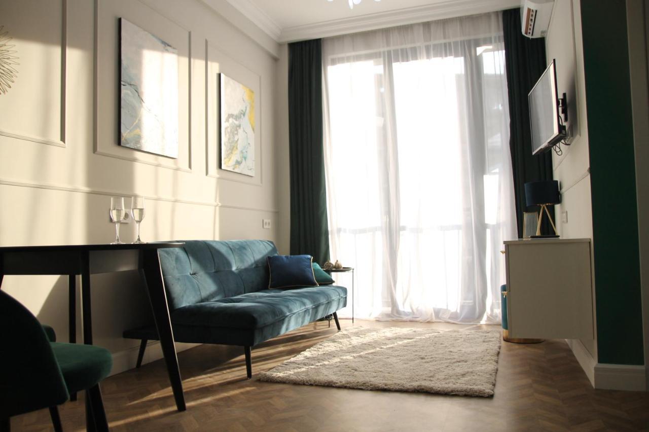 Krtsanisi Apartment With Pool 第比利斯 外观 照片