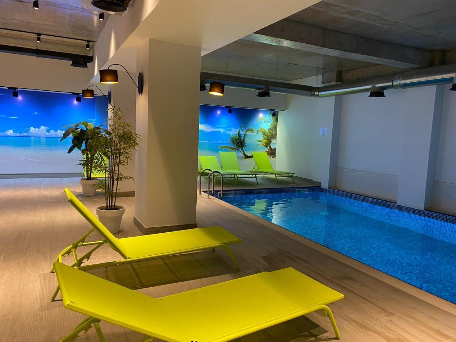 Krtsanisi Apartment With Pool 第比利斯 外观 照片